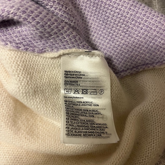 H&M Cropped Sweater - Picture 3 of 4